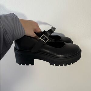 Black Platform Mary Jane’s
